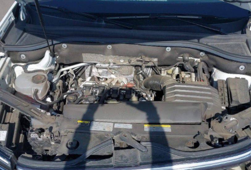 Volkswagen Atlas 2.0T Se W/Technology 2024 White 2.0L vin: 1V2KR2CA1RC505828 - 1V2KR2CA1RC505828