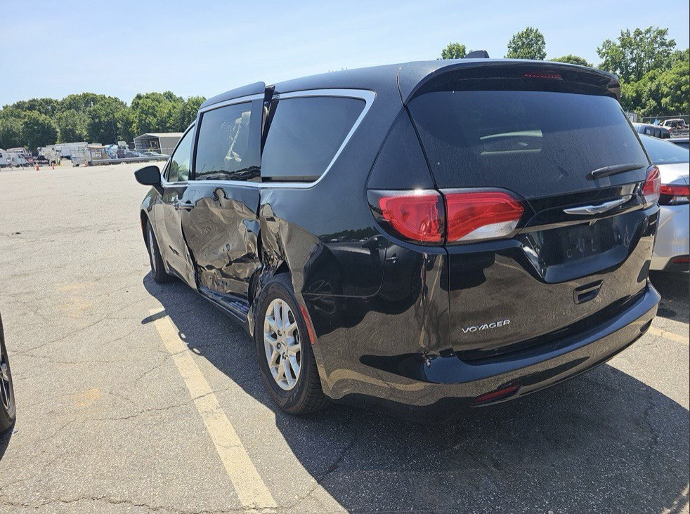 Chrysler Voyager Lx 2023 Black 3.6L vin: 2C4RC1CG8PR564136 - 2C4RC1CG8PR564136